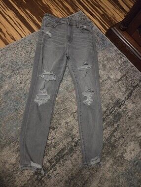 American Eagle Outfitters Gray Distressed Skinny Jeans 12